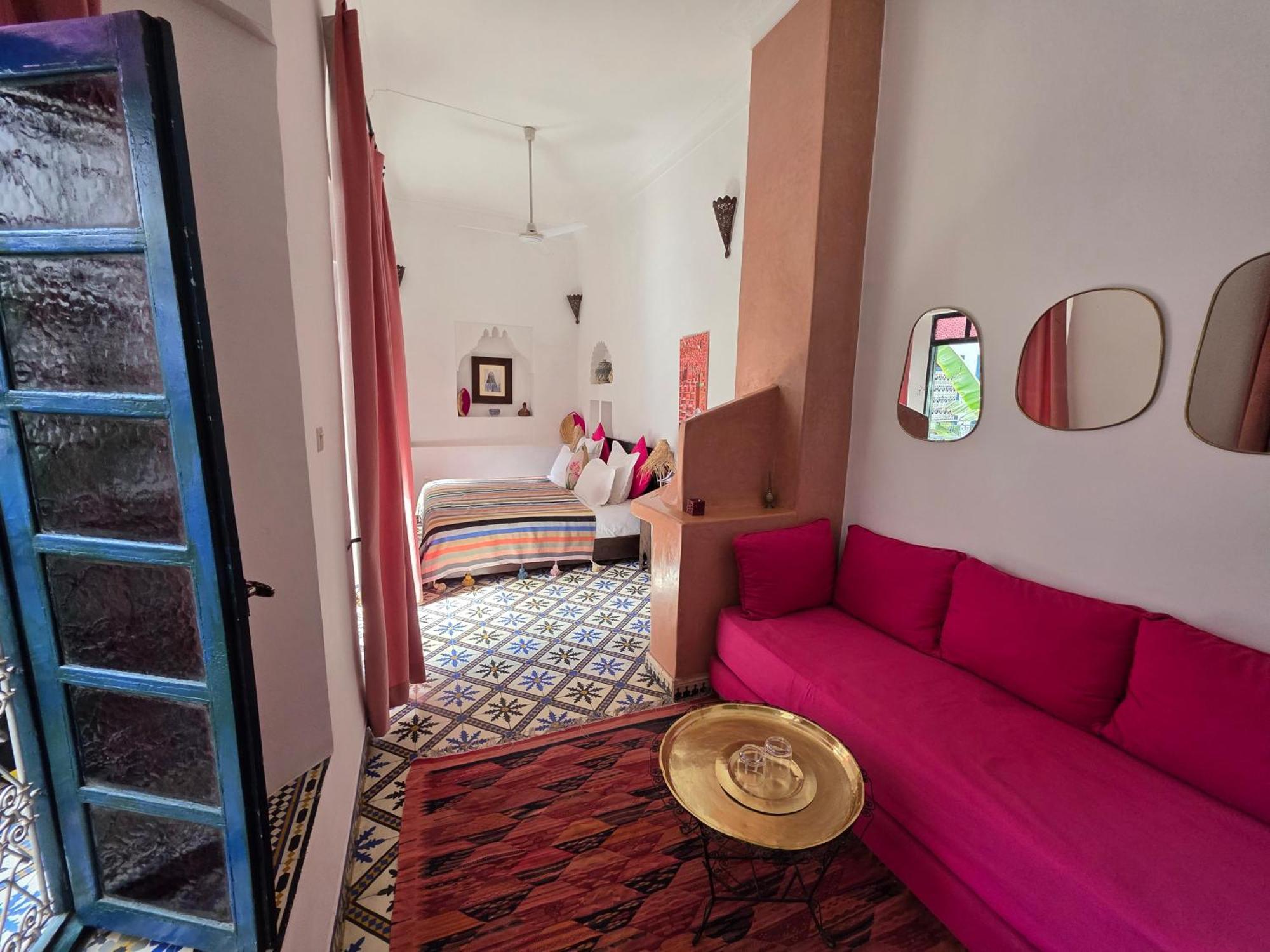 Riad Aloes & Spa (Adults Only) มาร์ราเกช ภายนอก รูปภาพ